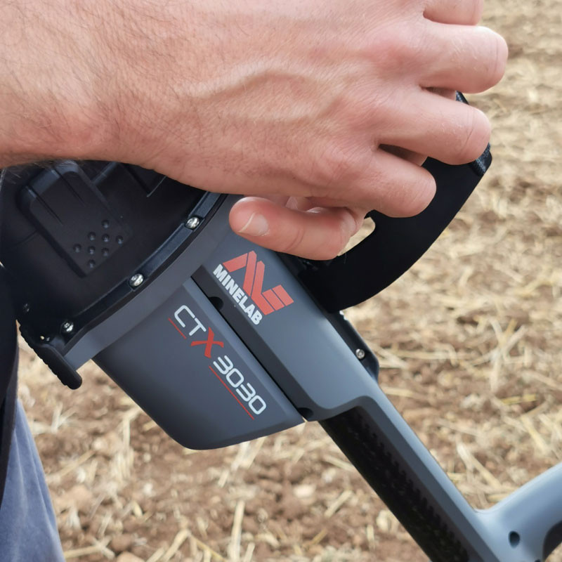 Détecteur Minelab CTX 3030 - Detecteurs.fr